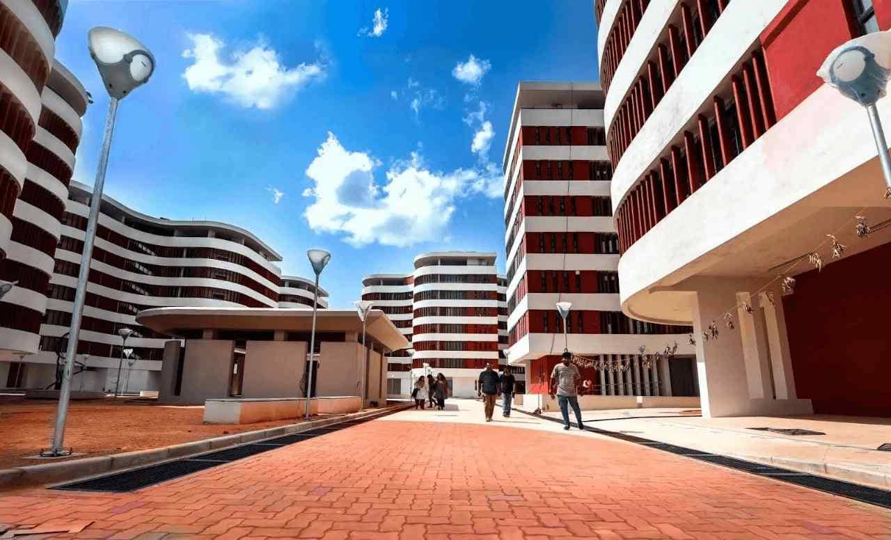 Indian Institute of Technology (IIT)